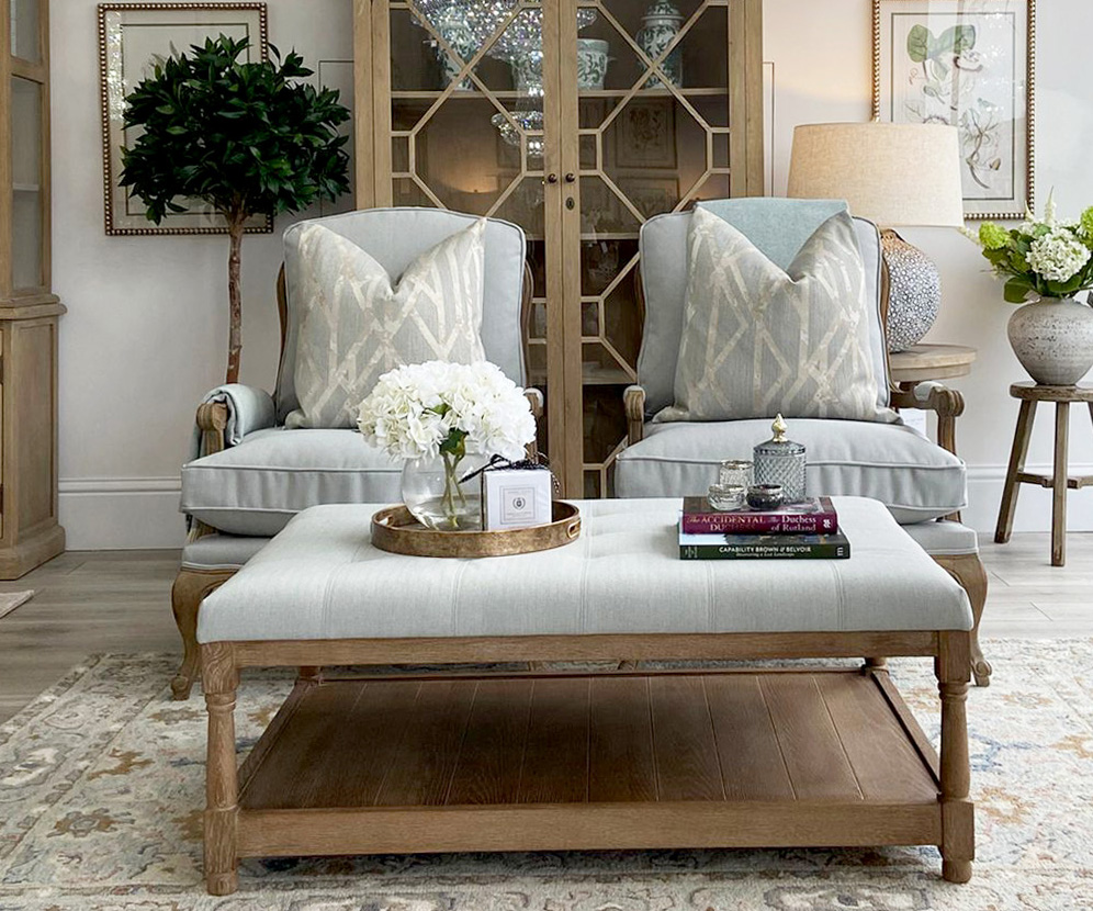 Ex-Display - Pair of Marie Antoinette Armchairs & Coffee Table in Arran Dove