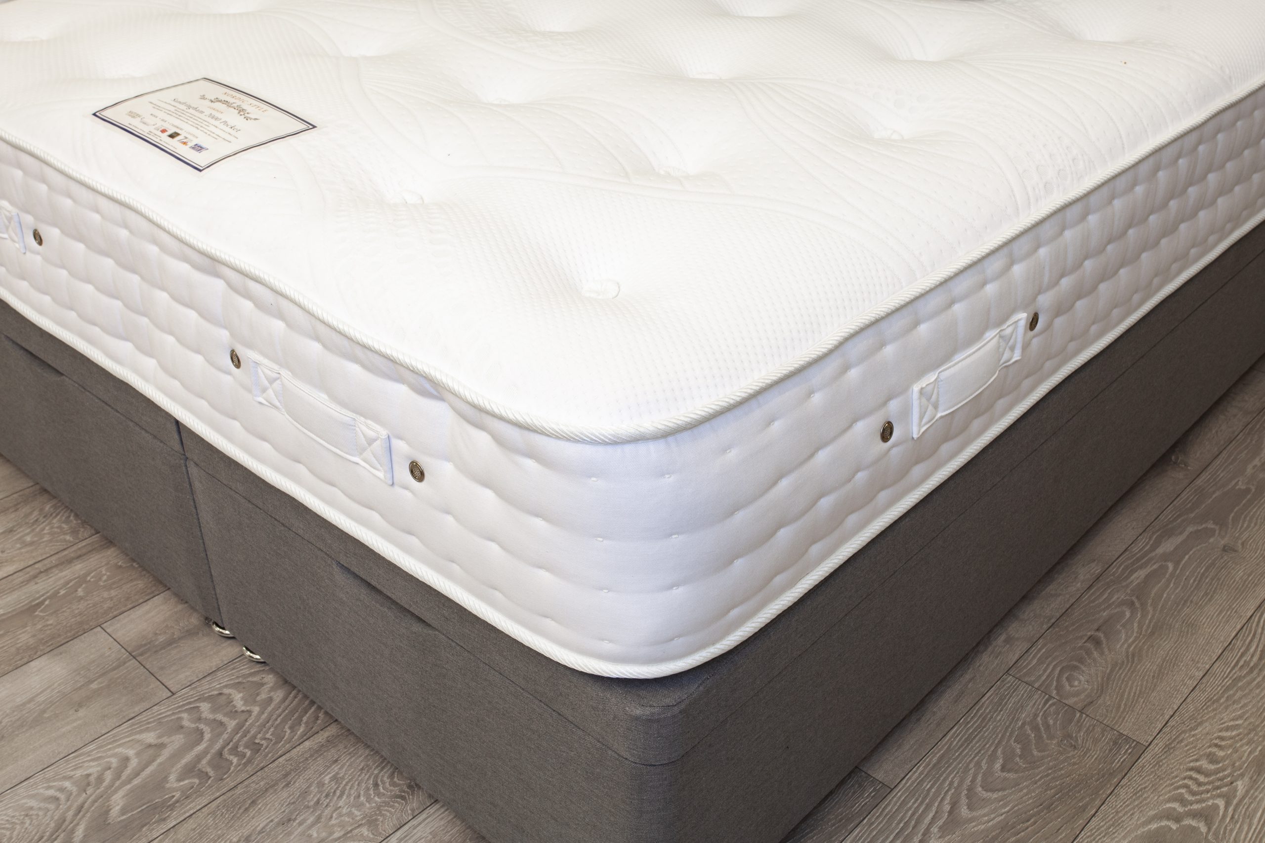 cheapest 2000 pocket sprung mattress king size