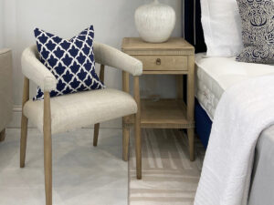 DISCONTINUED - Set of 4 Round Dining Chairs in Linen