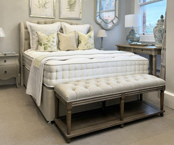 King Size Chelsea Winged Headboard with Divan Base & 1000 Pocket Sprung Mattress - Oatmeal