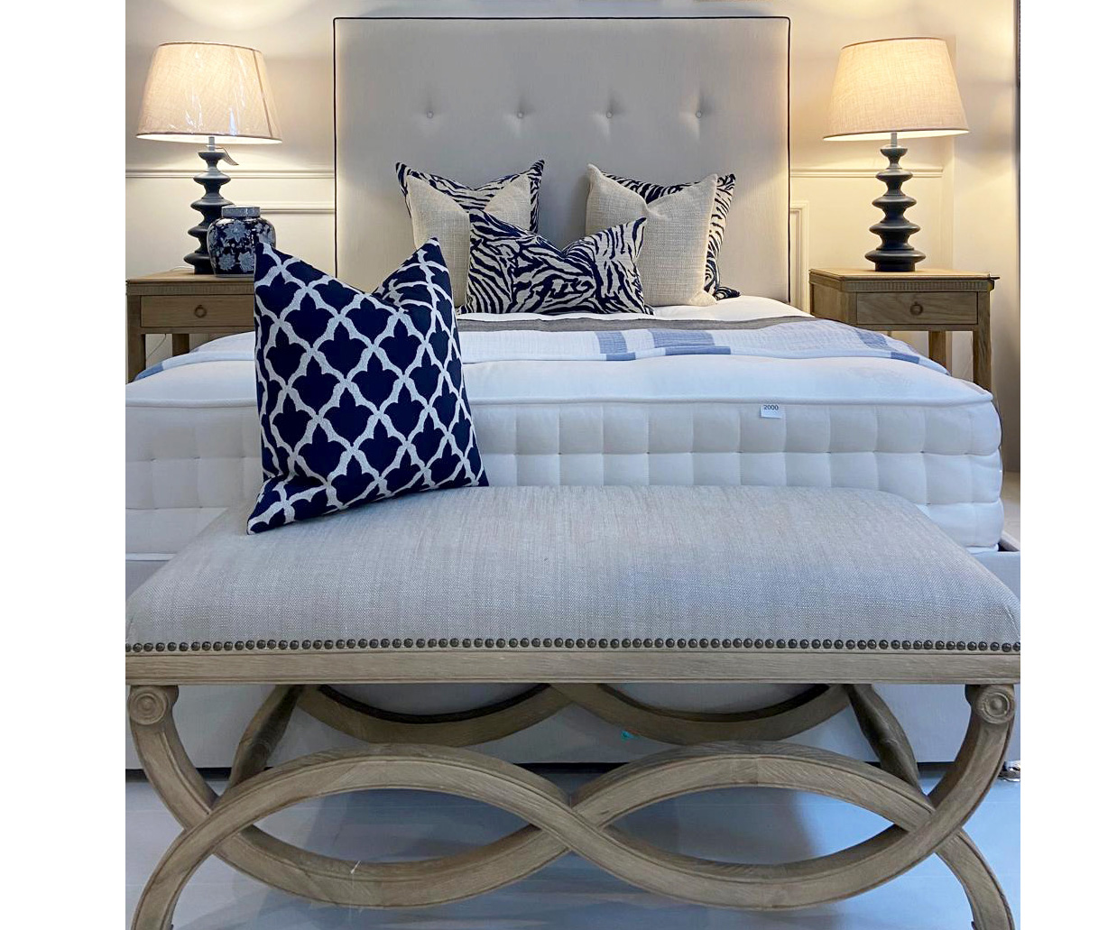 EX-DISPLAY - COMPLETE BED - Complete King Size Soho Bed, Ebba Bench Stool and 2 Lamps