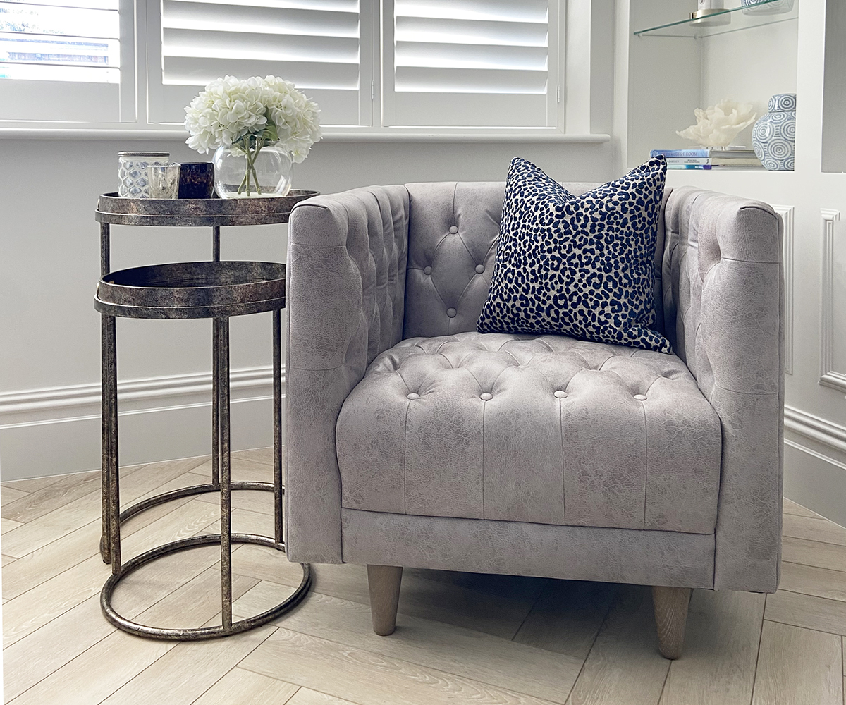 DISCONTINUED - Lars Armchair