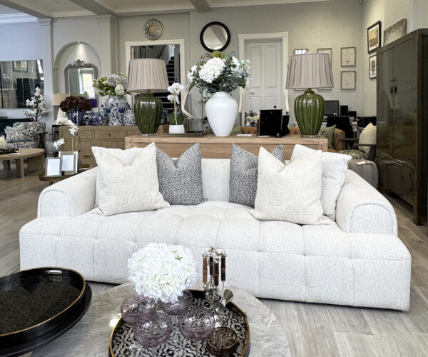 Maximus Sofa in Cloud