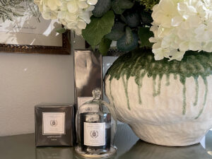 Oud & Cognac Luxury Scented Candle