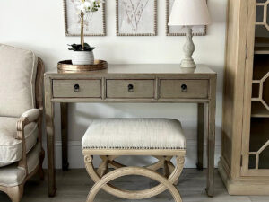 Oriental Style Lijiang Desk in Grey