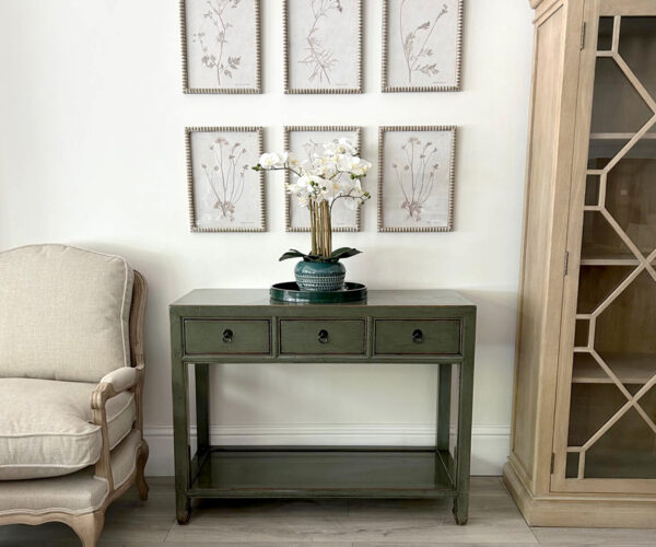 Oriental Style Wuzhen 3 Drawer Console Table in Moss