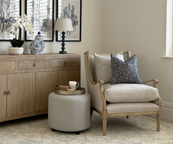 Windsor Oak Armchair in Porridge