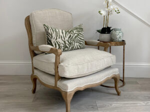 Marie-Antoinette Armchair in Linen