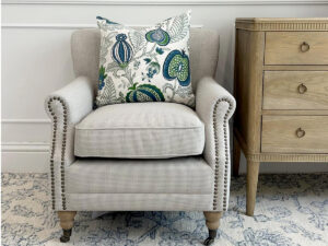 Oscar Armchair in Porridge