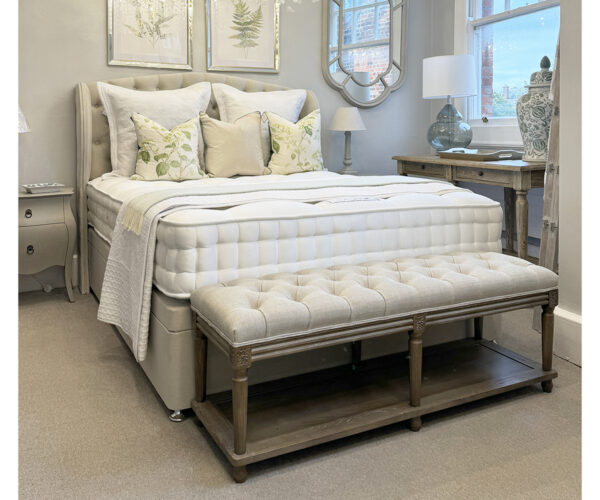 Chelsea Winged Headboard Complete Bed