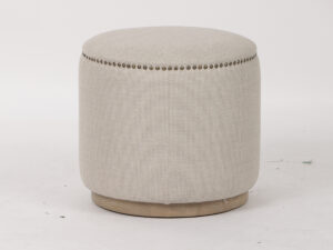 Amelia Ottoman in Porridge