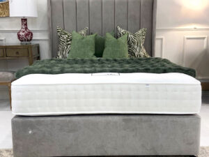 EX-DISPLAY - King Size Mayfair Headboard, Divan Base & 1000 Pocket Sprung Mattress