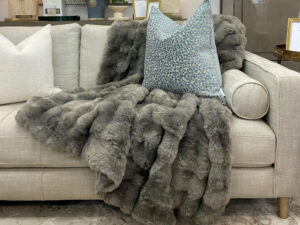 Faux Fur Throw - Mink, 145 x 170cm