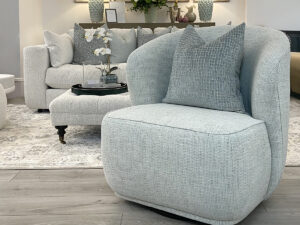 Clara Swivel Chair in Cloud Snowy Mint