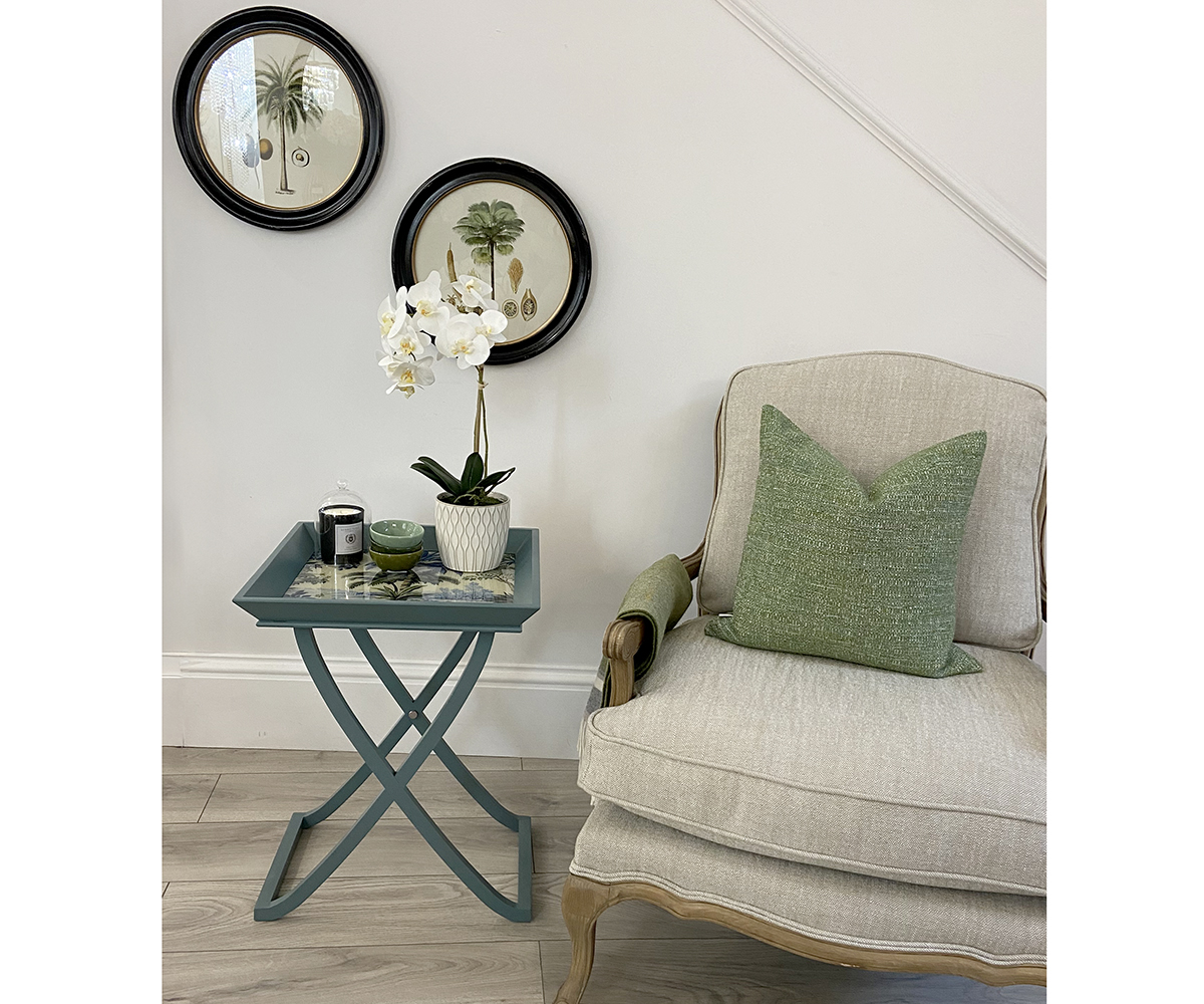 Palm Shadows Tray Table on Coastal Blue Base