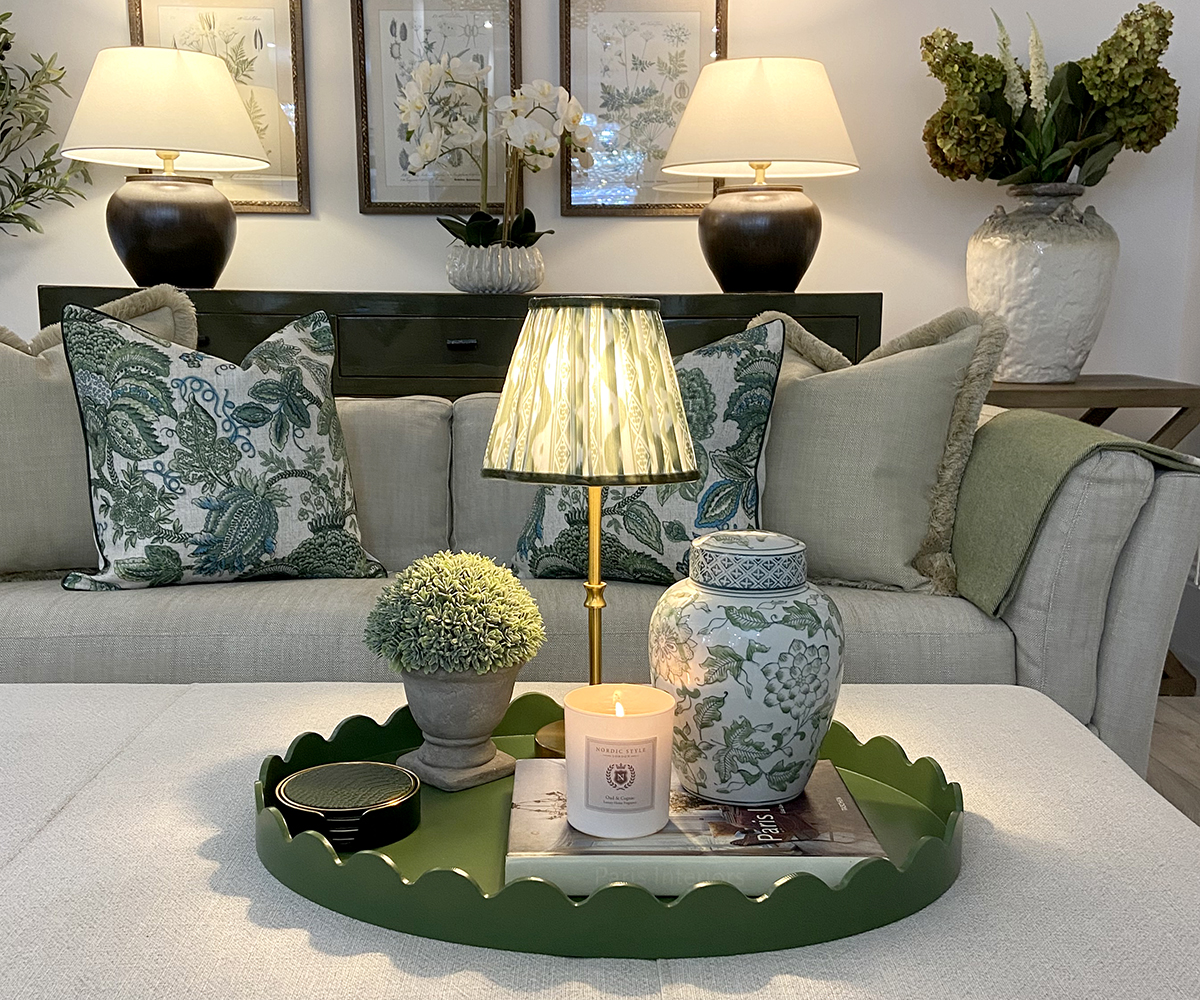 Oval Wave Tray in Olive Green