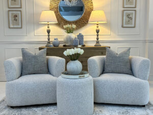 EX-DISPLAY - Hugo Armchair in Cloud