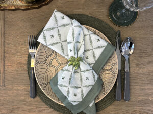 Set of 6 Green Leaf Napkins